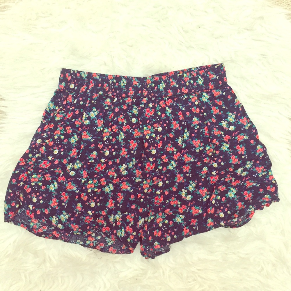 Cute shorts w/pockets